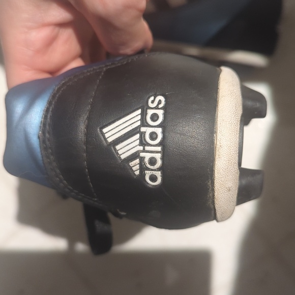 Soccer cleats ⚽ - Picture 3 of 3